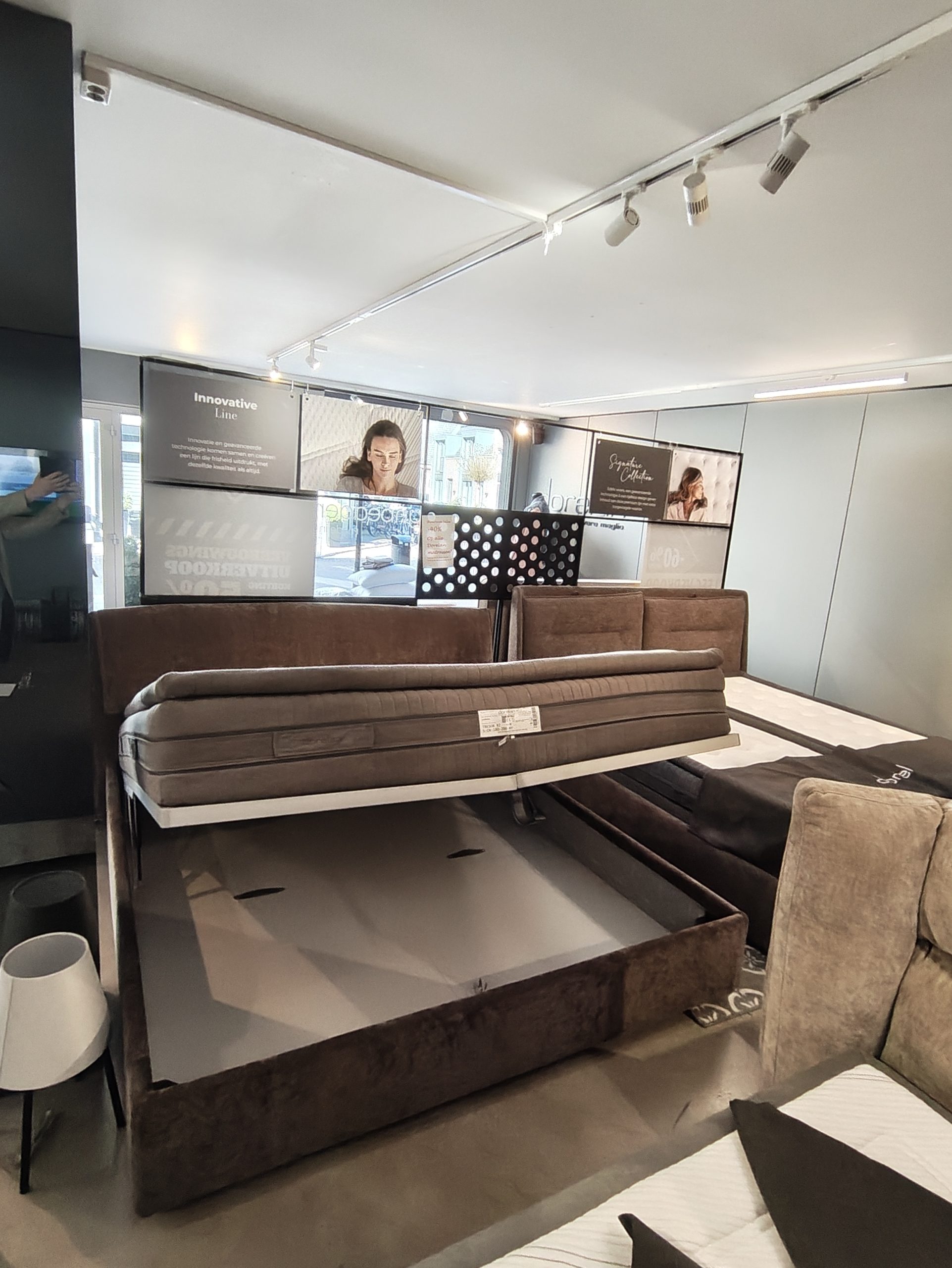 hollis bed met opbergruimte